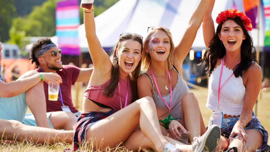 Femmes à un festival