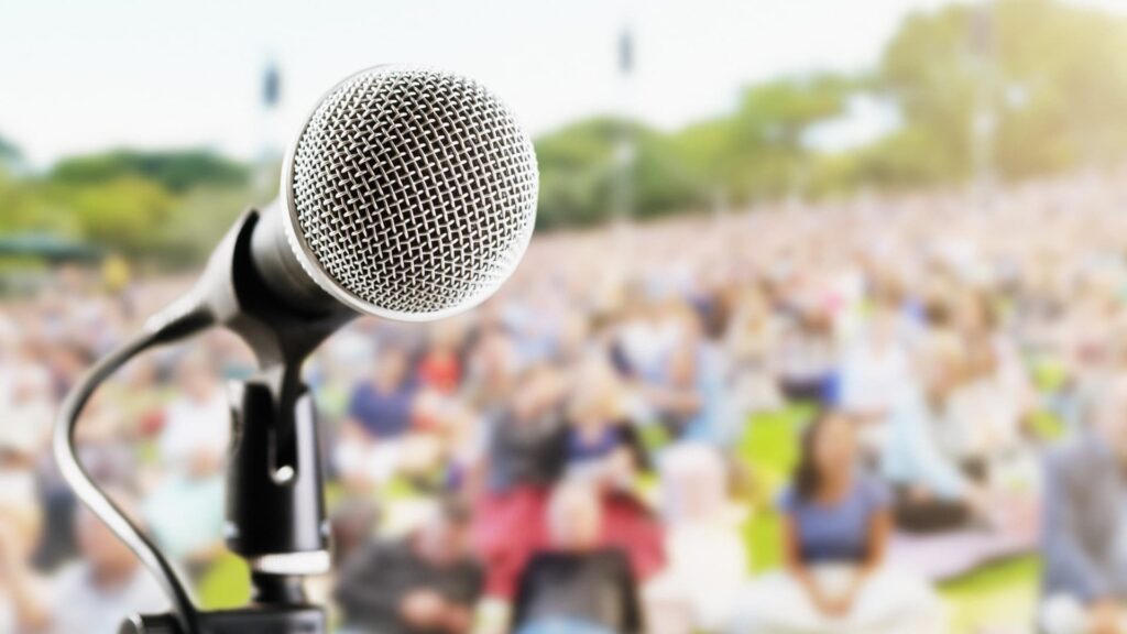 Vérification technique lors de l'organisation d'un concert en plein